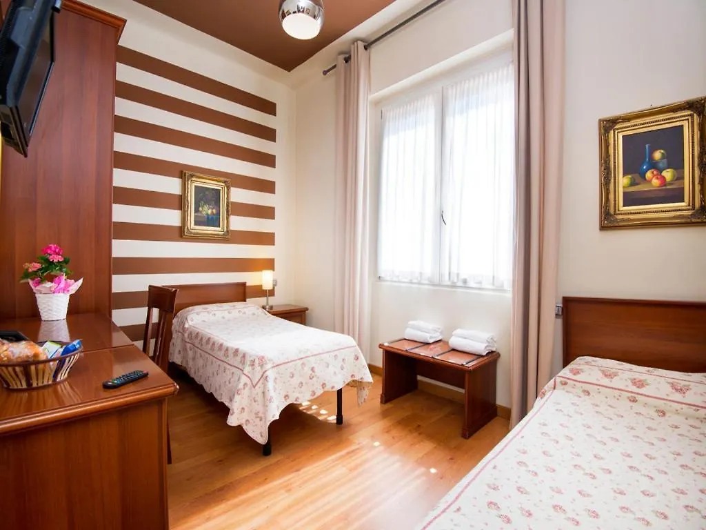 Hotel San Giorgio Tavazzano 2*,